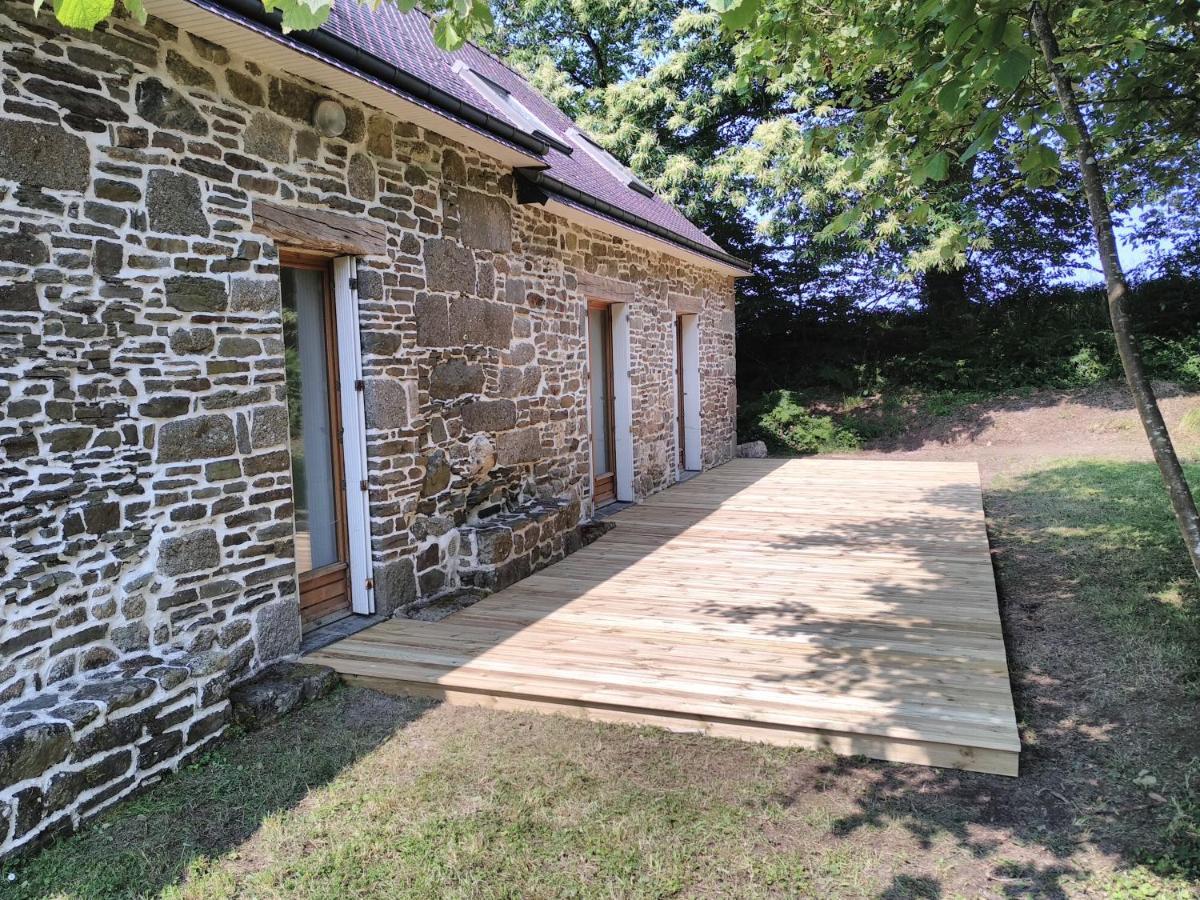 Le Botcol Villa Plouguernevel ภายนอก รูปภาพ