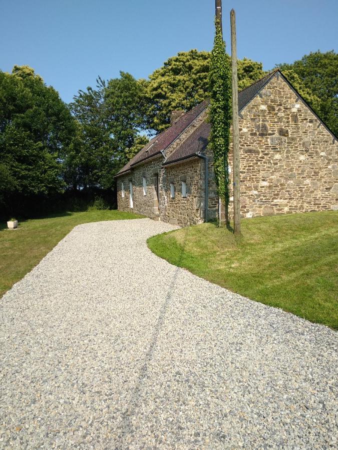 Le Botcol Villa Plouguernevel ภายนอก รูปภาพ