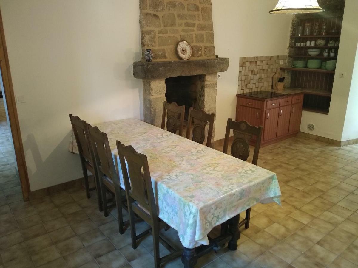 Le Botcol Villa Plouguernevel ภายนอก รูปภาพ