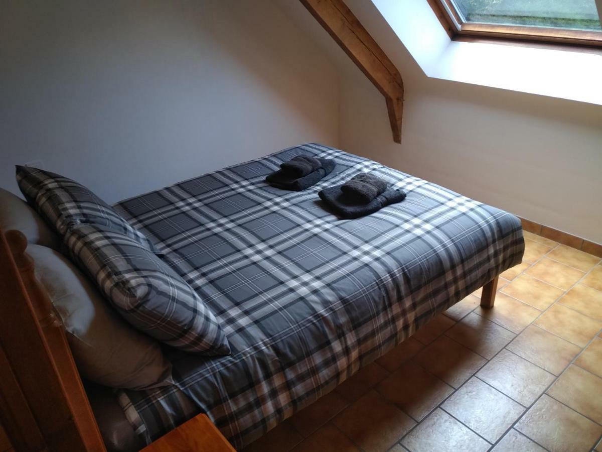 Le Botcol Villa Plouguernevel ภายนอก รูปภาพ