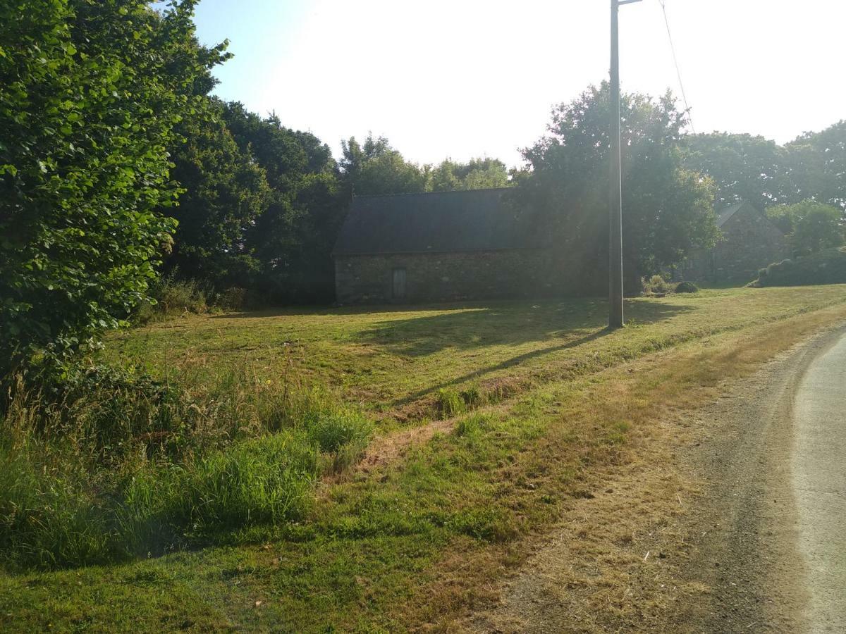Le Botcol Villa Plouguernevel ภายนอก รูปภาพ